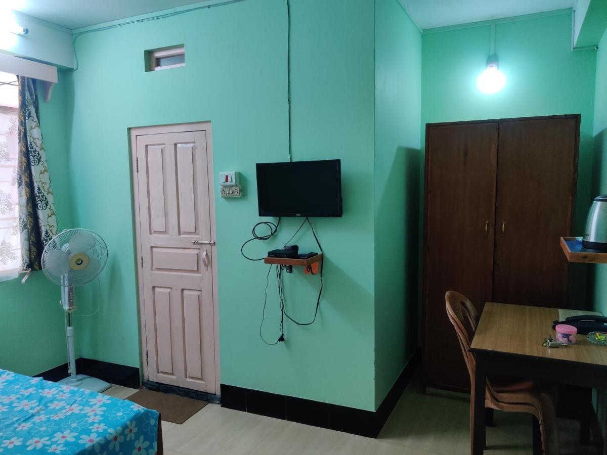 Travellers Bed And Breakfast Σιλόνγκ Εξωτερικό φωτογραφία