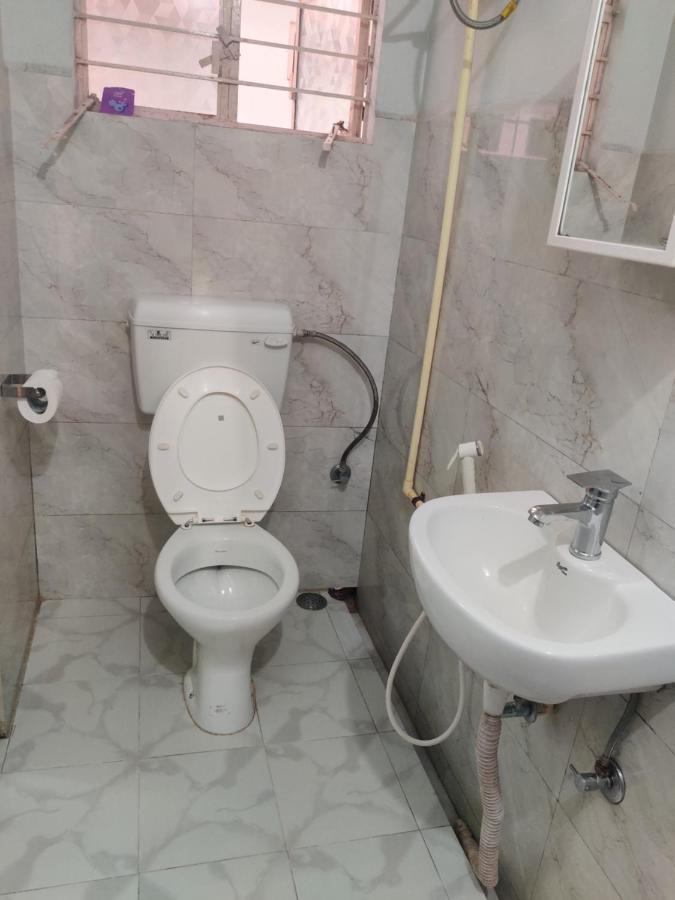 Travellers Bed And Breakfast Σιλόνγκ Εξωτερικό φωτογραφία